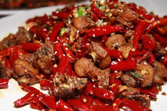 做家常菜時，“耗油”這3種菜不能亂發(fā)，不提鮮反而味道怪異